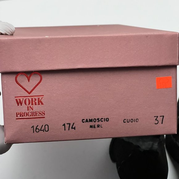 ❤️❤️Italian Suede Black Pump Heels Size 7 by Work In Progress - Picture 10 of 10